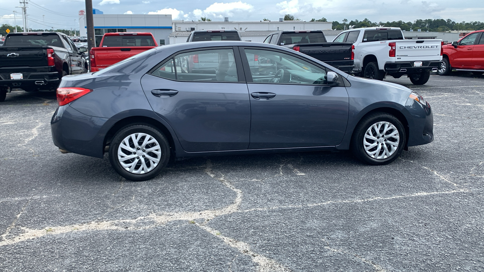 2017 Toyota Corolla LE 9