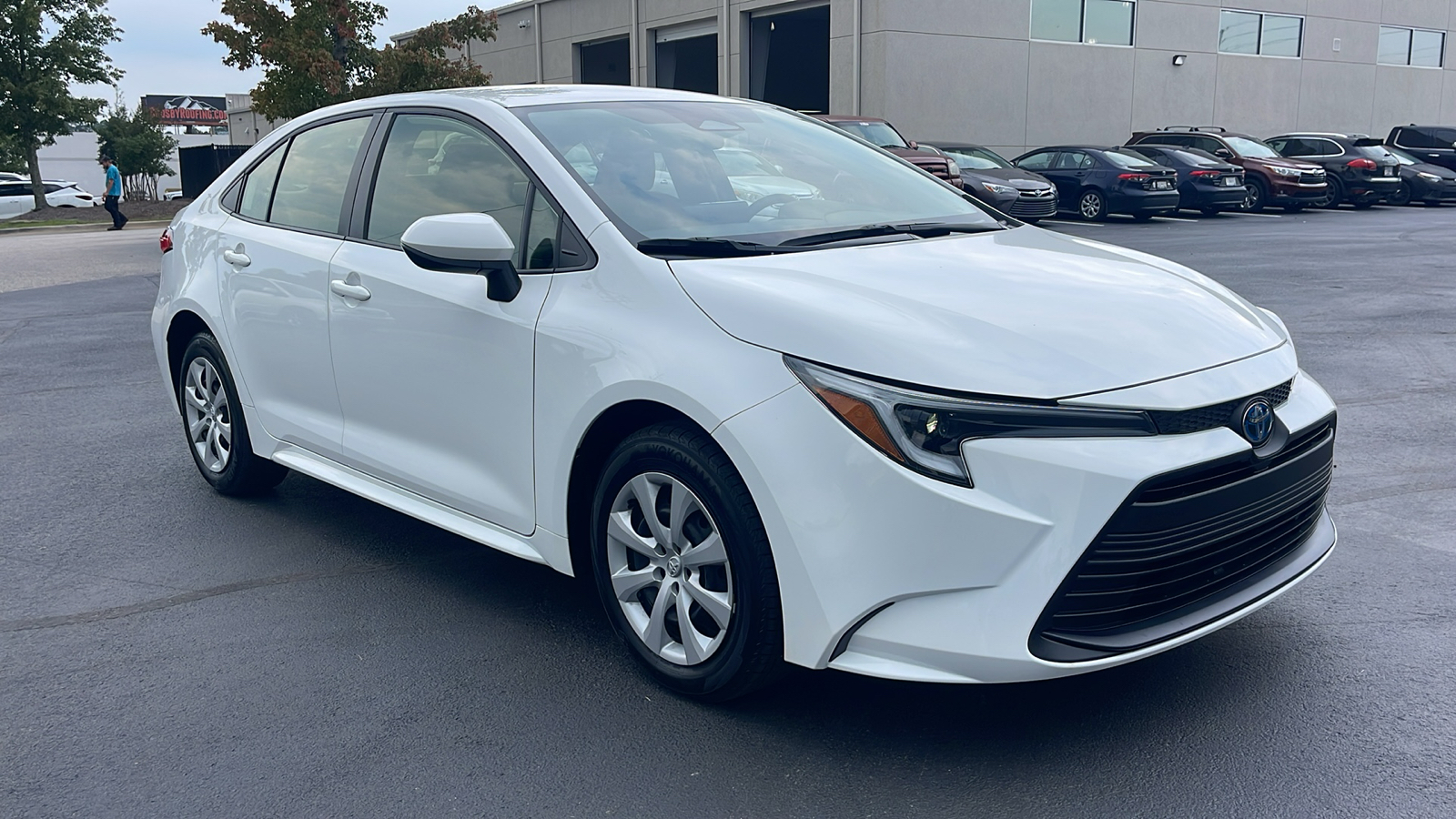 2024 Toyota Corolla Hybrid LE 2