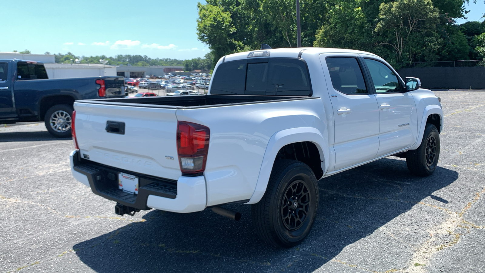 2022 Toyota Tacoma SR5 8