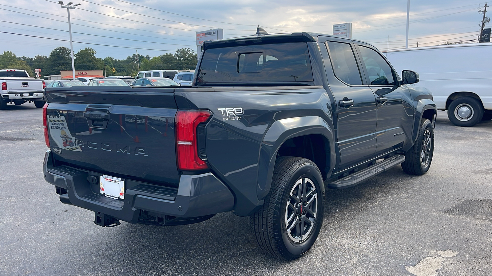 2024 Toyota Tacoma TRD Sport 8