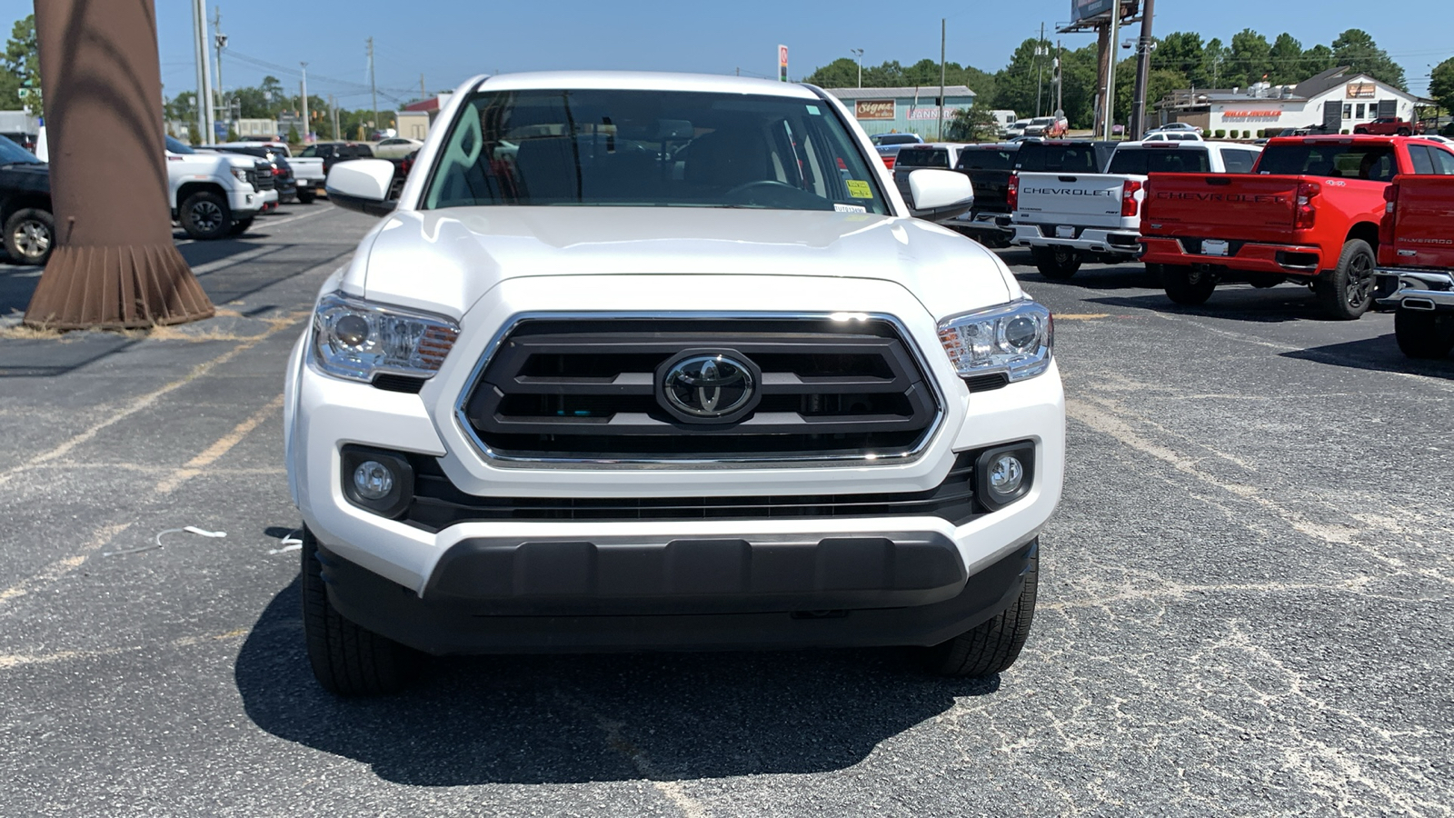 2022 Toyota Tacoma SR5 3