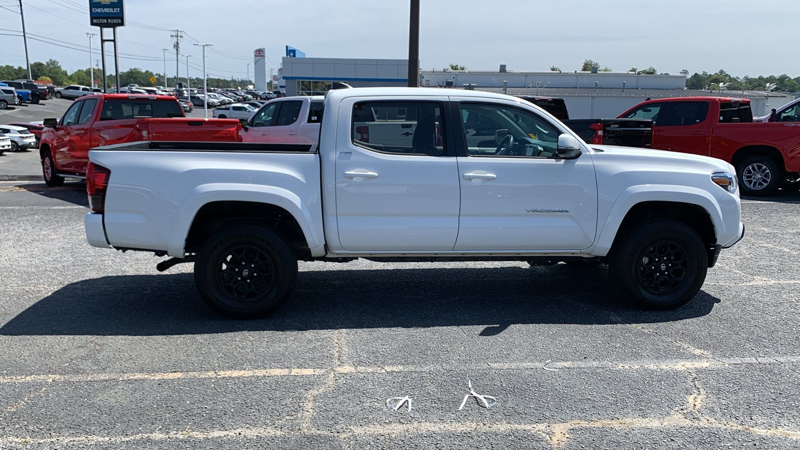 2022 Toyota Tacoma SR5 9