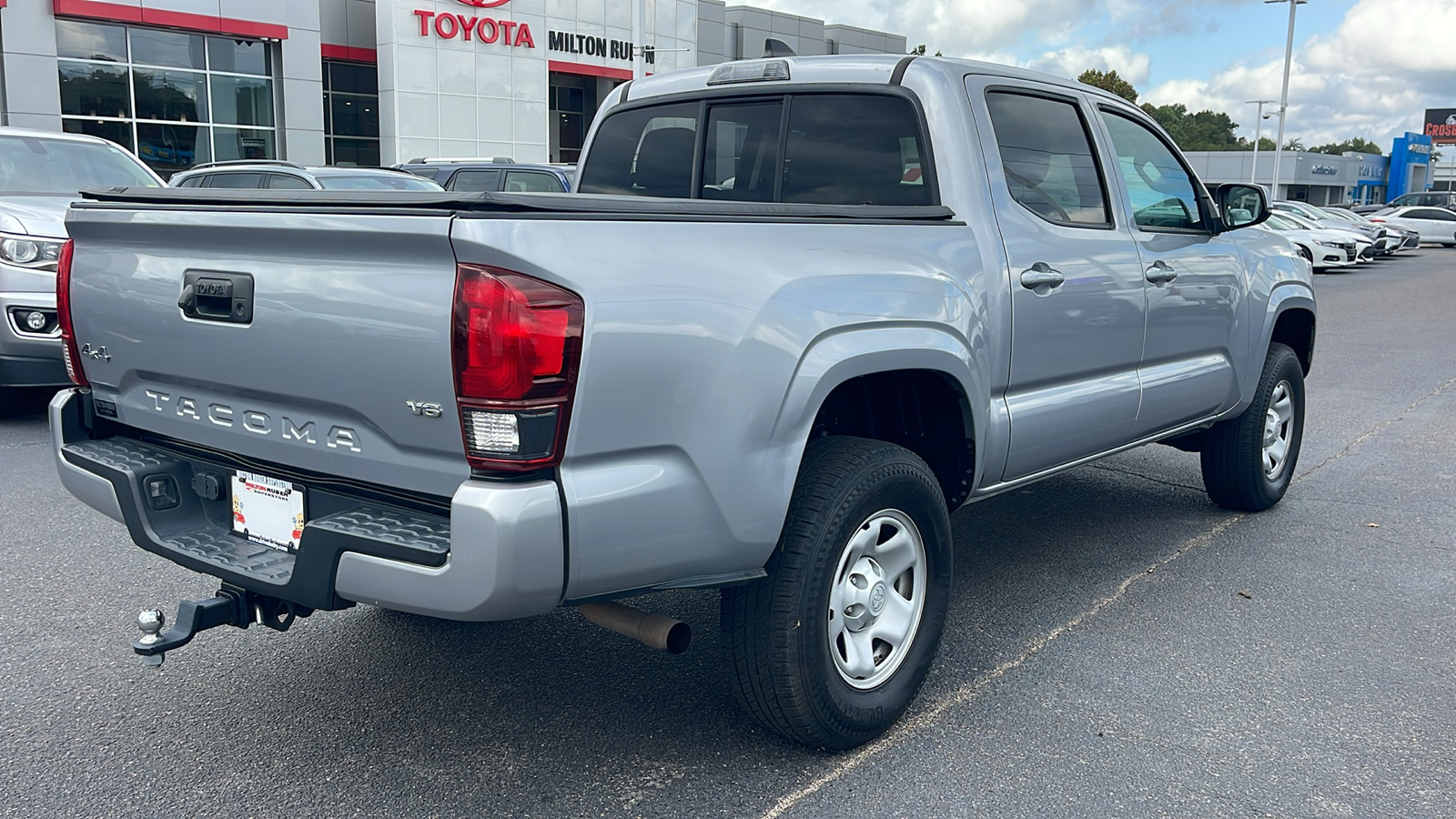 2020 Toyota Tacoma SR 8