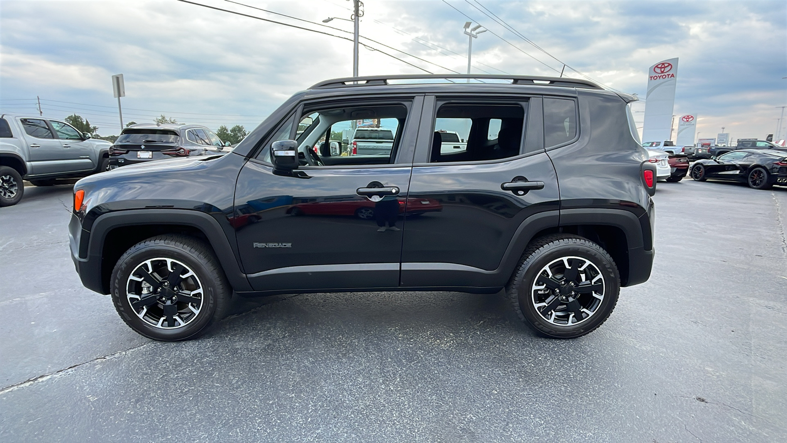 2023 Jeep Renegade Latitude 5