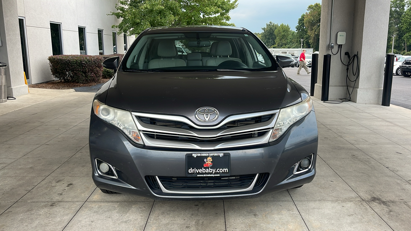 2014 Toyota Venza LE 3