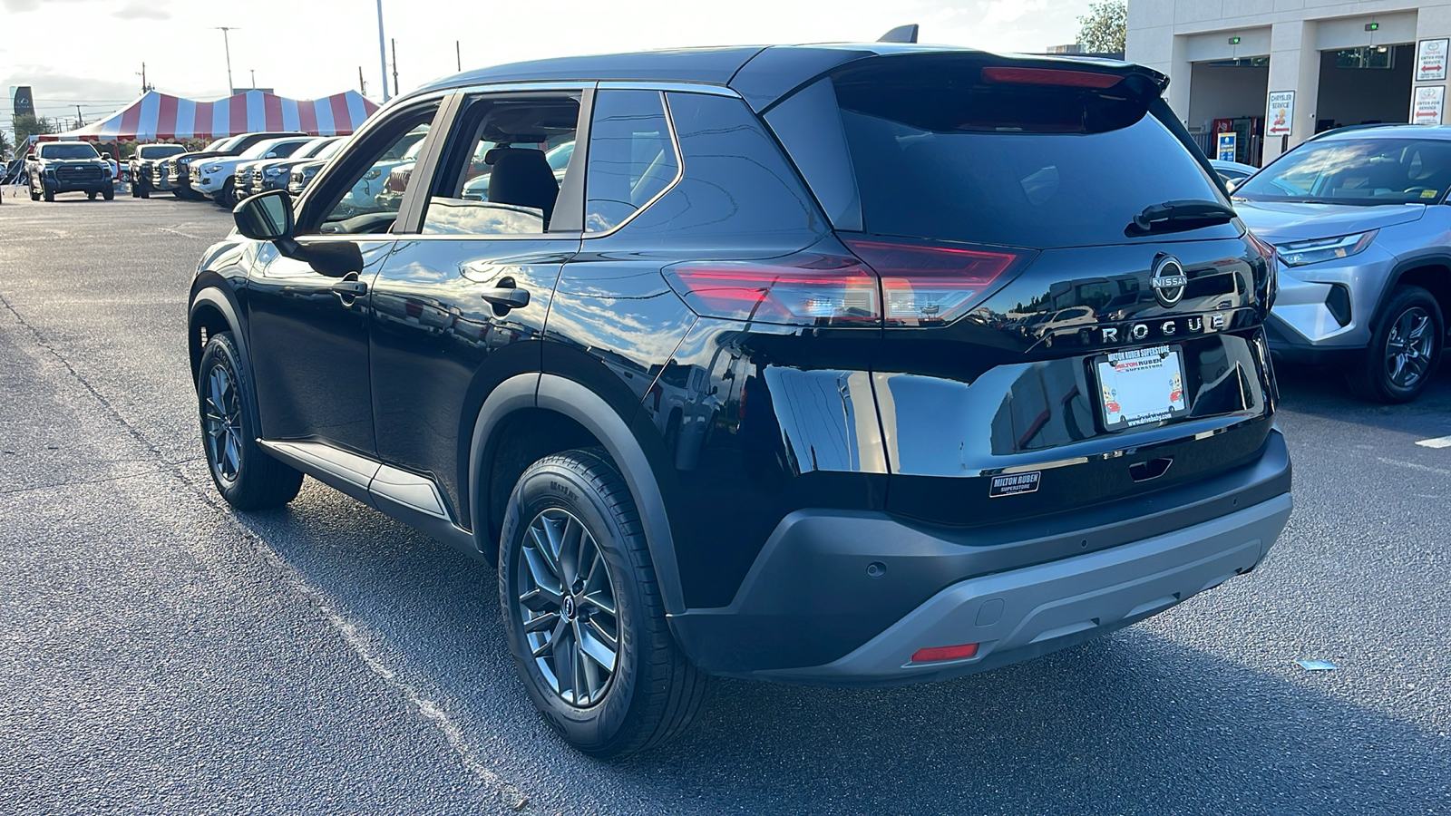 2023 Nissan Rogue S 7