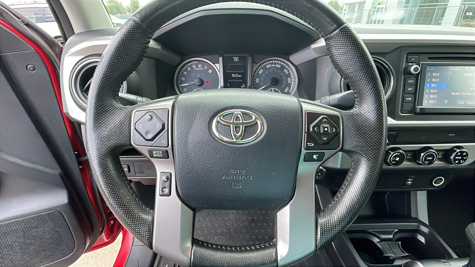 2016 Toyota Tacoma SR5 21