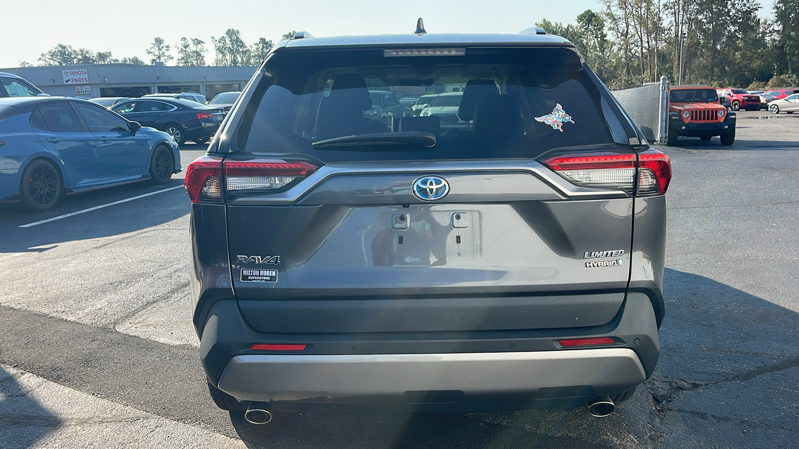 2022 Toyota RAV4 Hybrid Limited 7