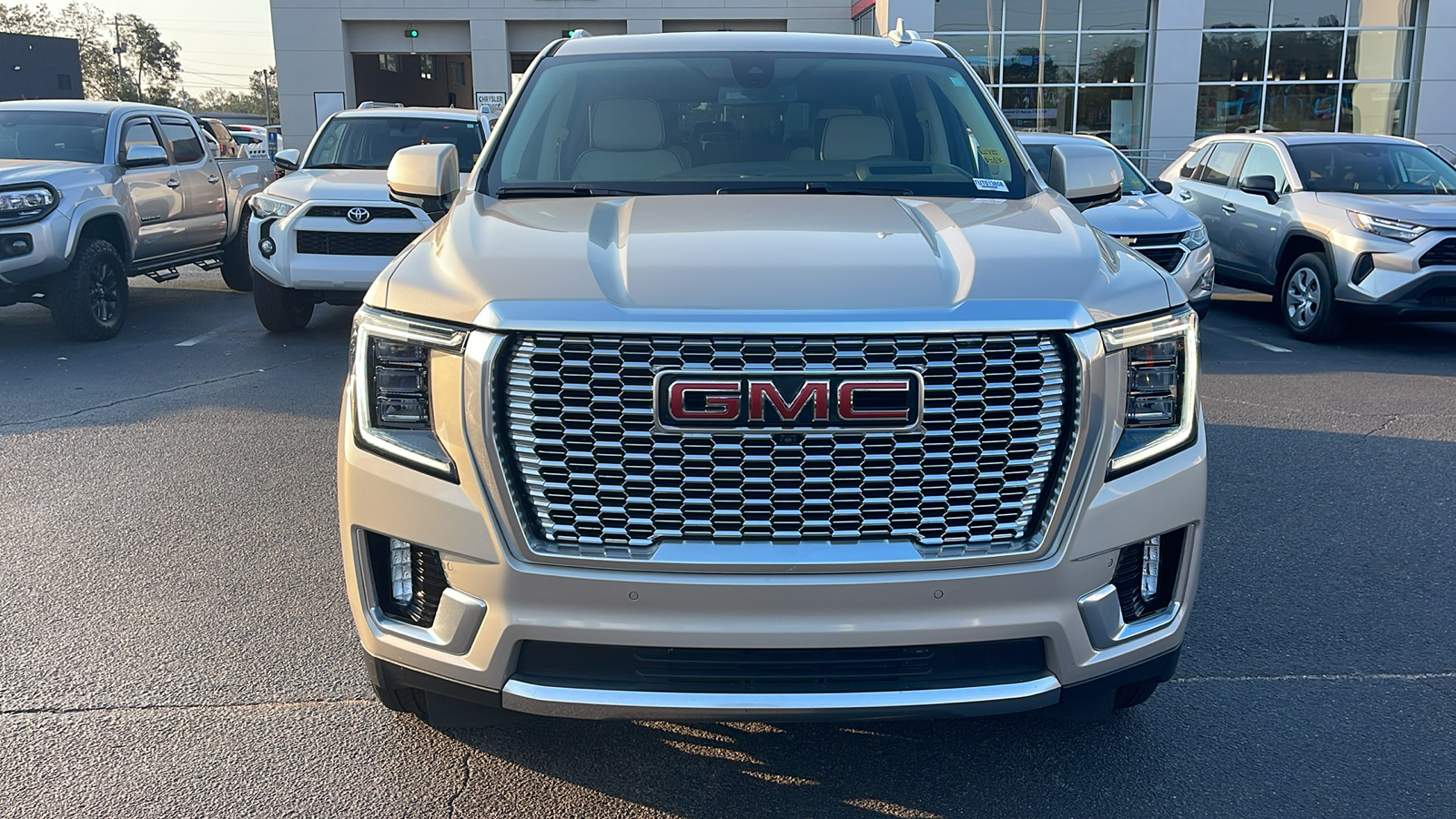 2021 GMC Yukon Denali 3