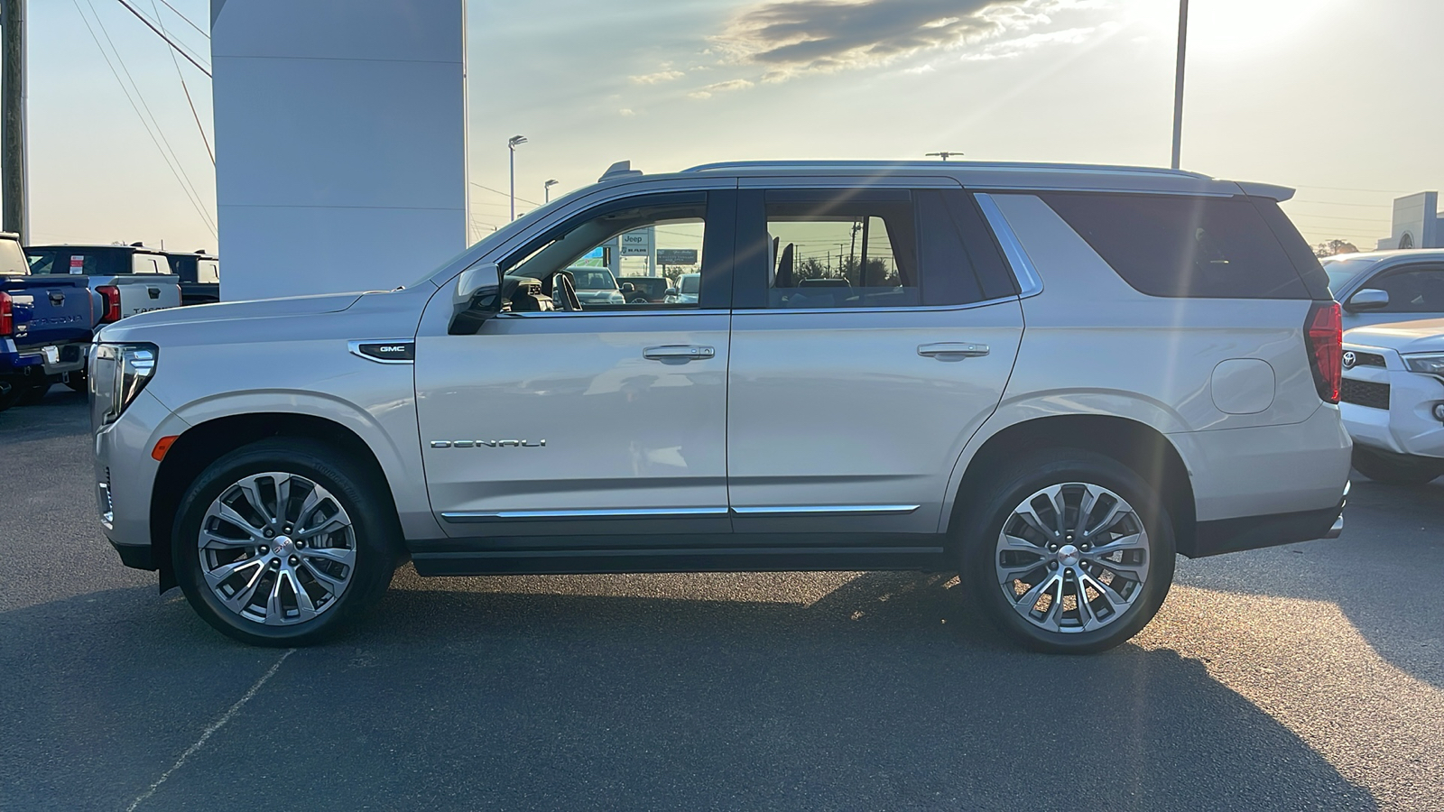 2021 GMC Yukon Denali 5