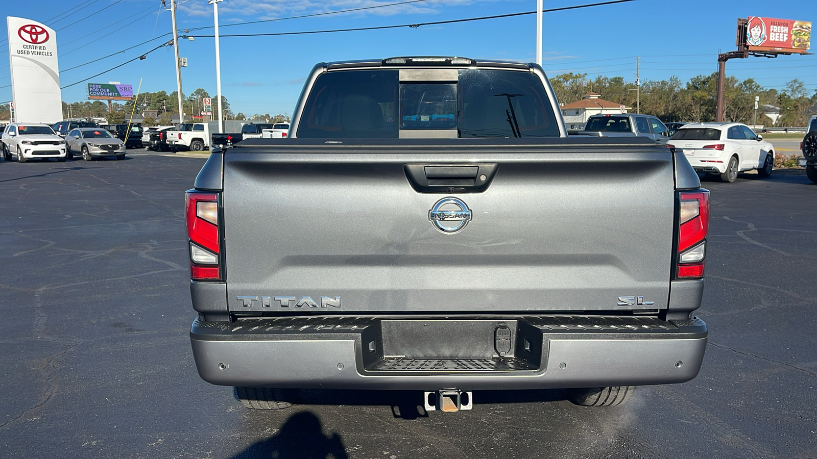 2020 Nissan Titan SL 7