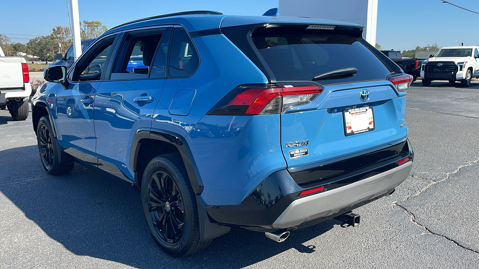 2023 Toyota RAV4 Hybrid SE 6