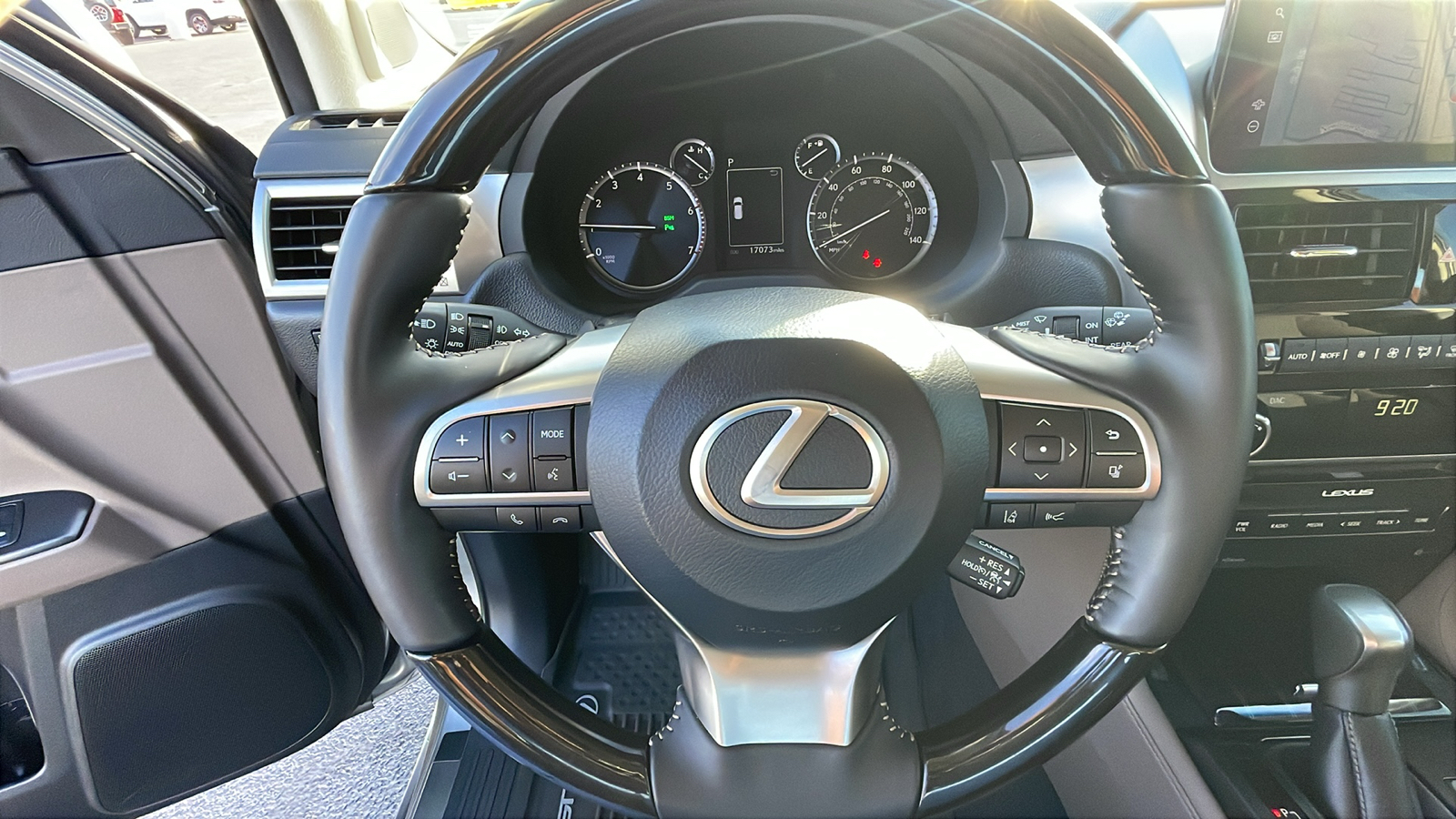 2023 Lexus GX 460 22