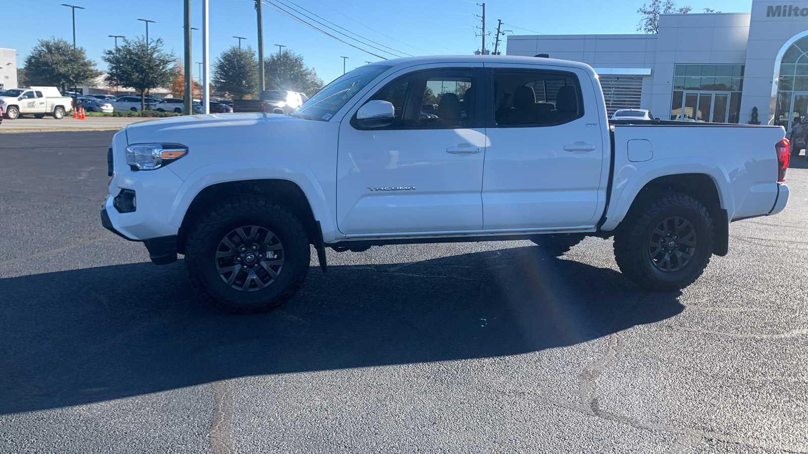 2023 Toyota Tacoma SR5 5