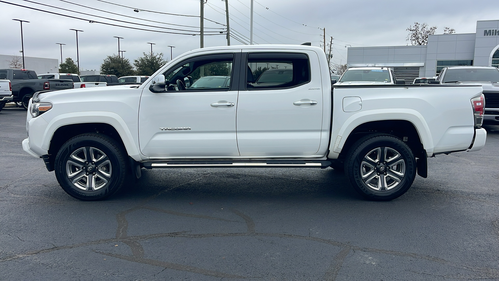 2018 Toyota Tacoma Limited 6