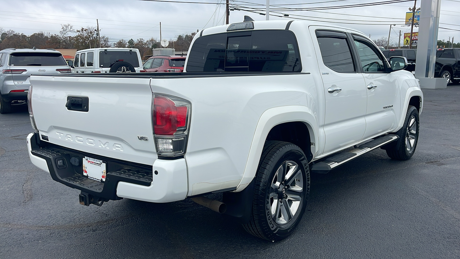 2018 Toyota Tacoma Limited 9