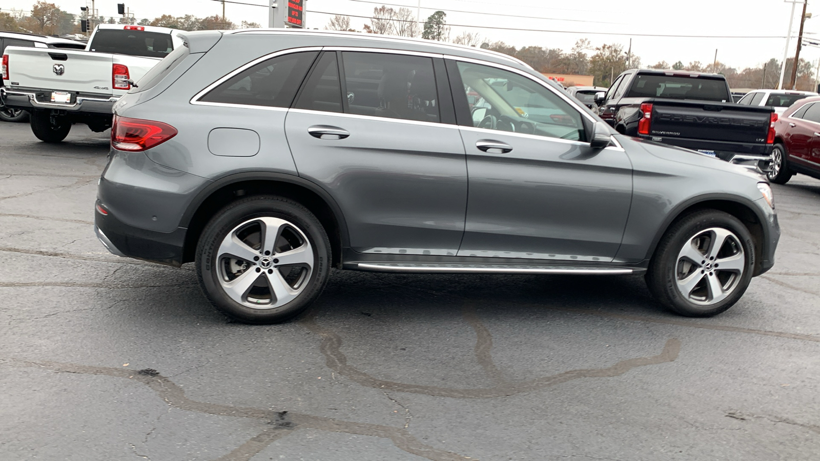 2021 Mercedes-Benz GLC GLC 300 9