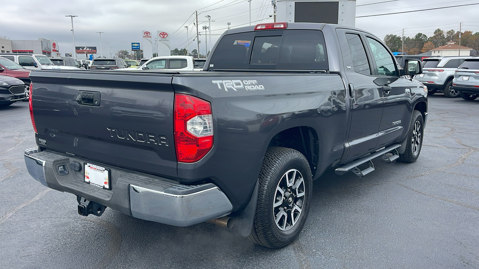 2018 Toyota Tundra SR5 8