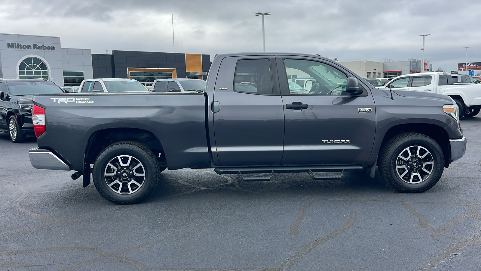 2018 Toyota Tundra SR5 9