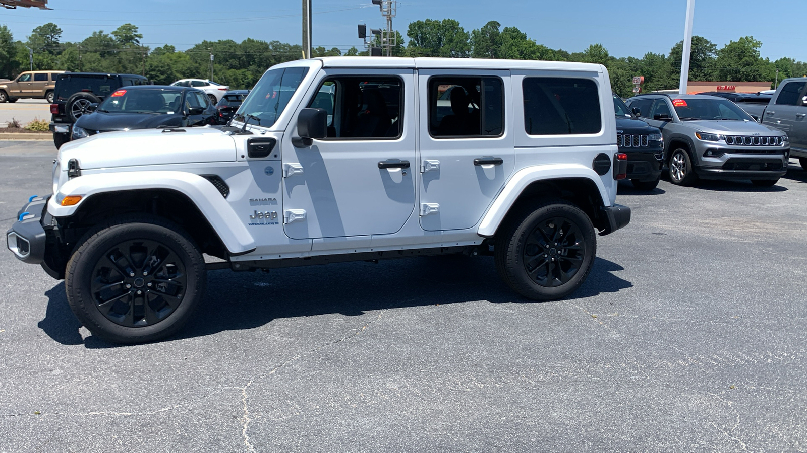 2024 Jeep Wrangler Sahara 4xe 5