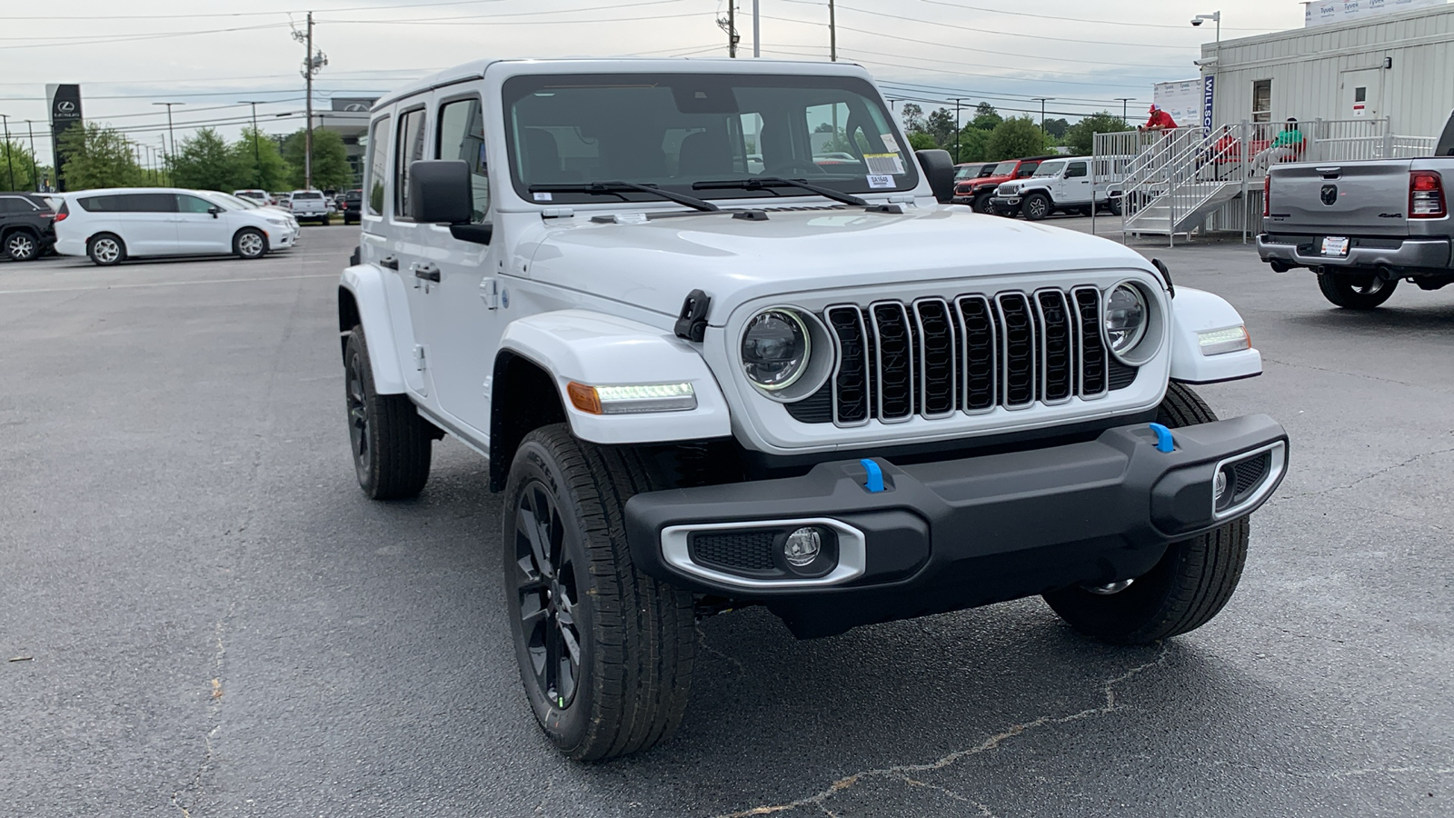 2024 Jeep Wrangler Sahara 4xe 2