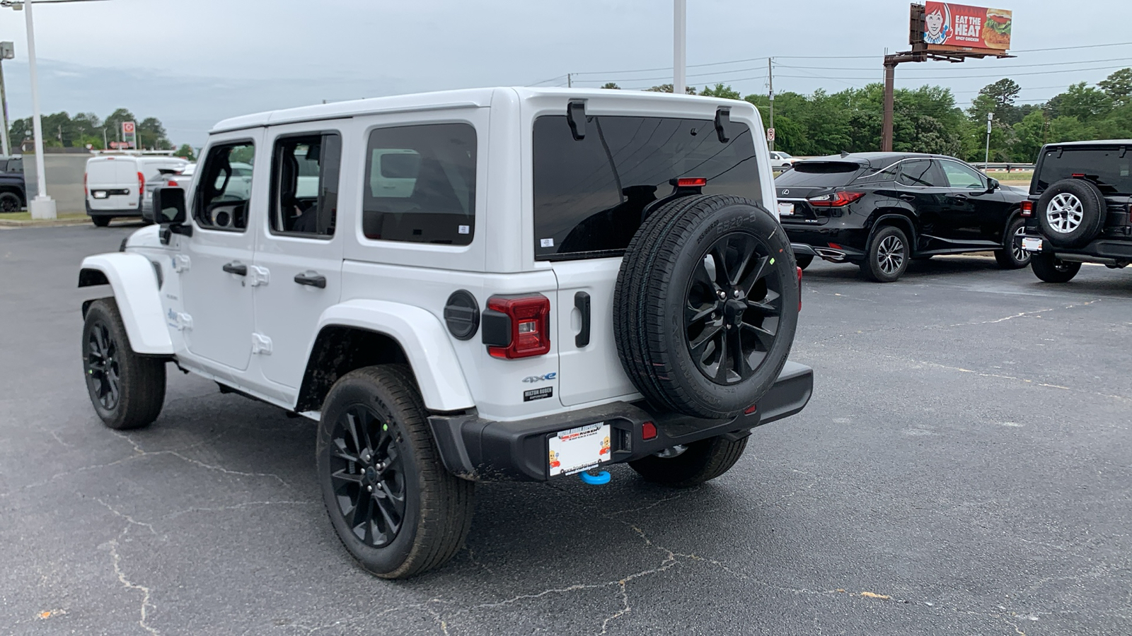 2024 Jeep Wrangler Sahara 4xe 6