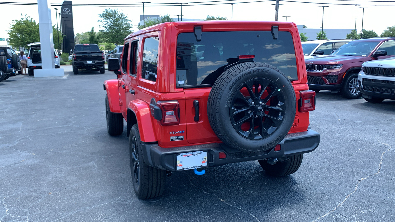 2024 Jeep Wrangler Sahara 4xe 6