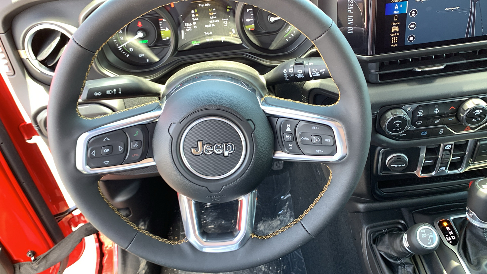 2024 Jeep Wrangler Sahara 4xe 19