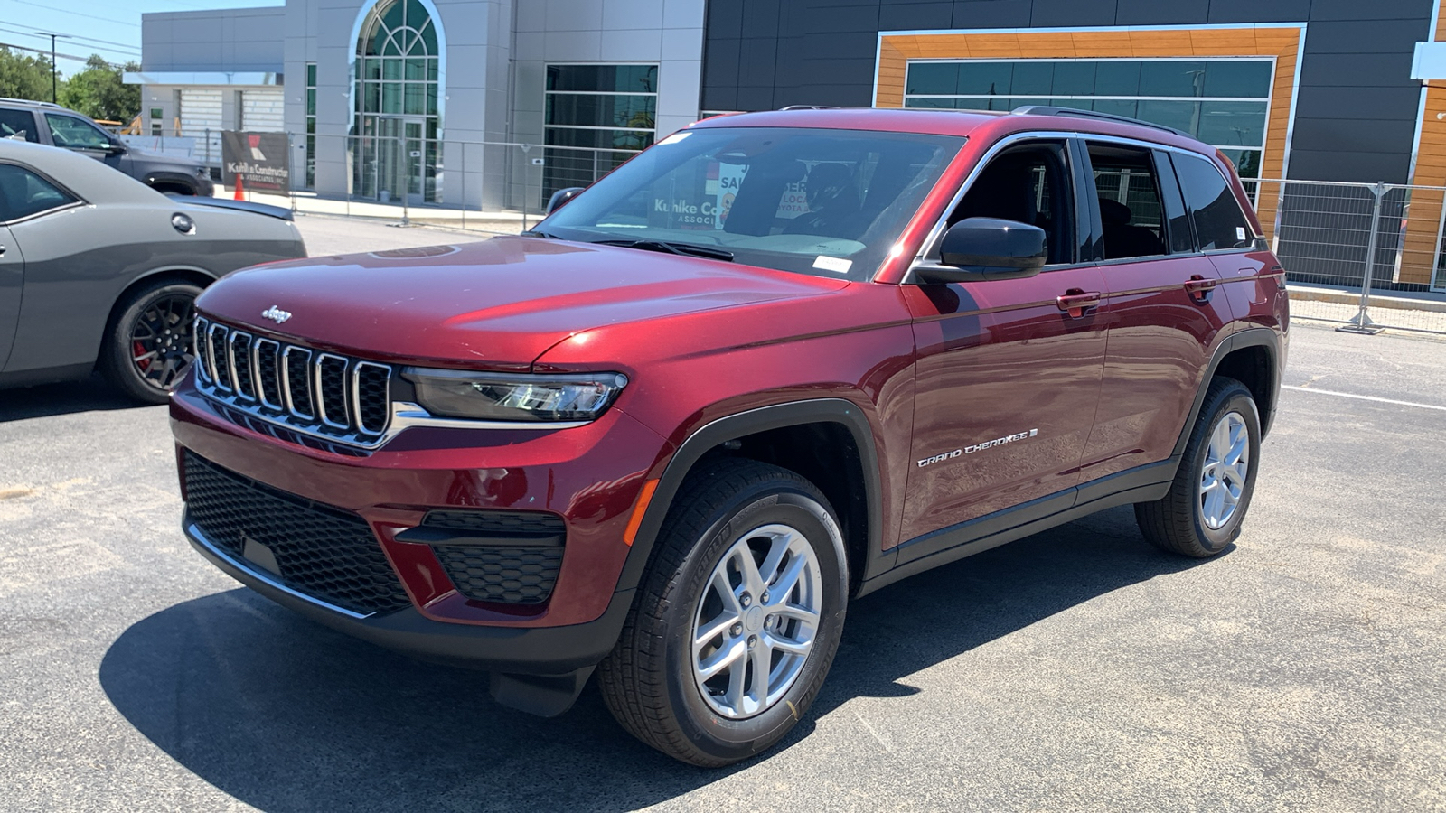 2024 Jeep Grand Cherokee Laredo 4