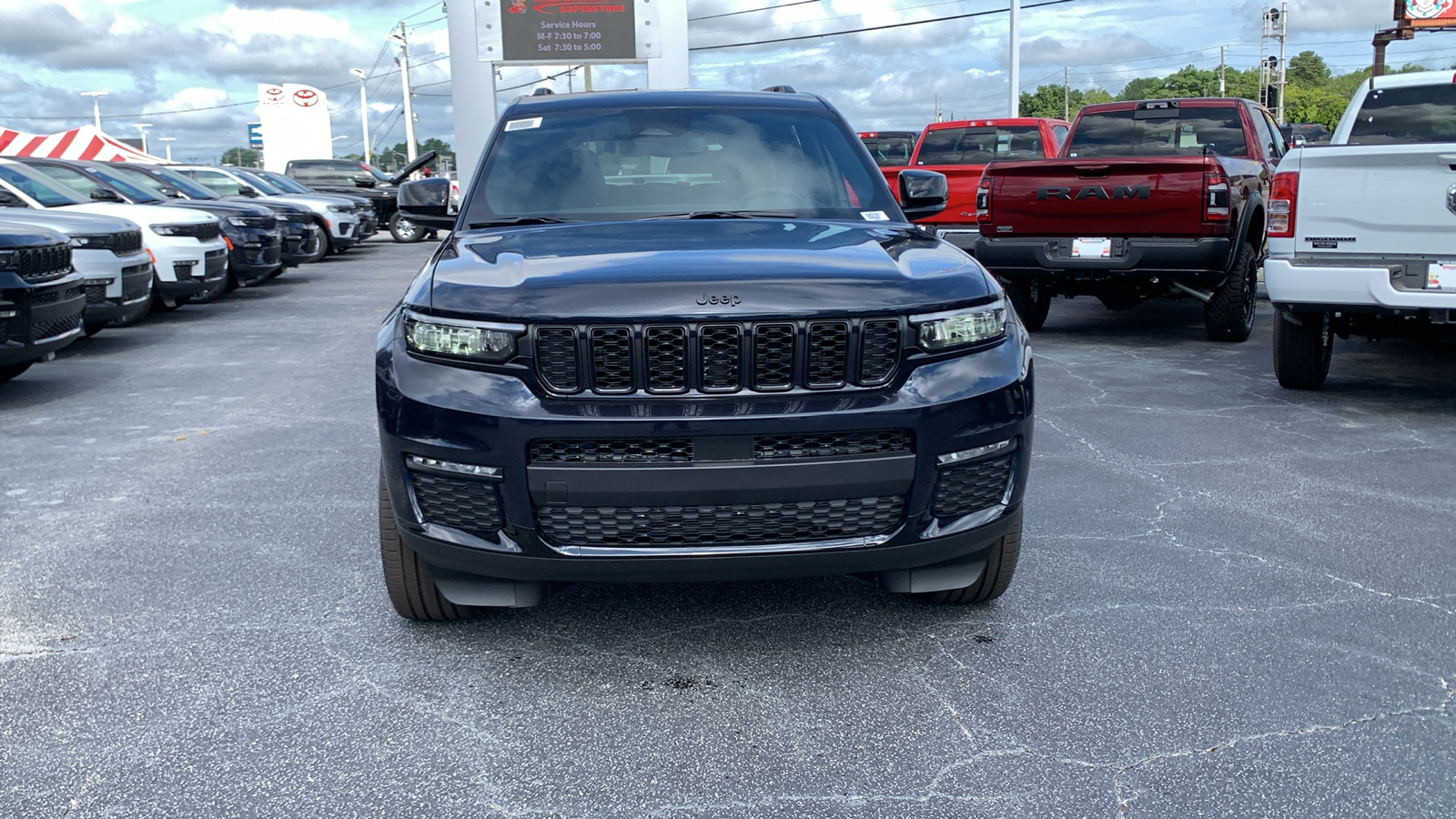 2024 Jeep Grand Cherokee L Limited 3