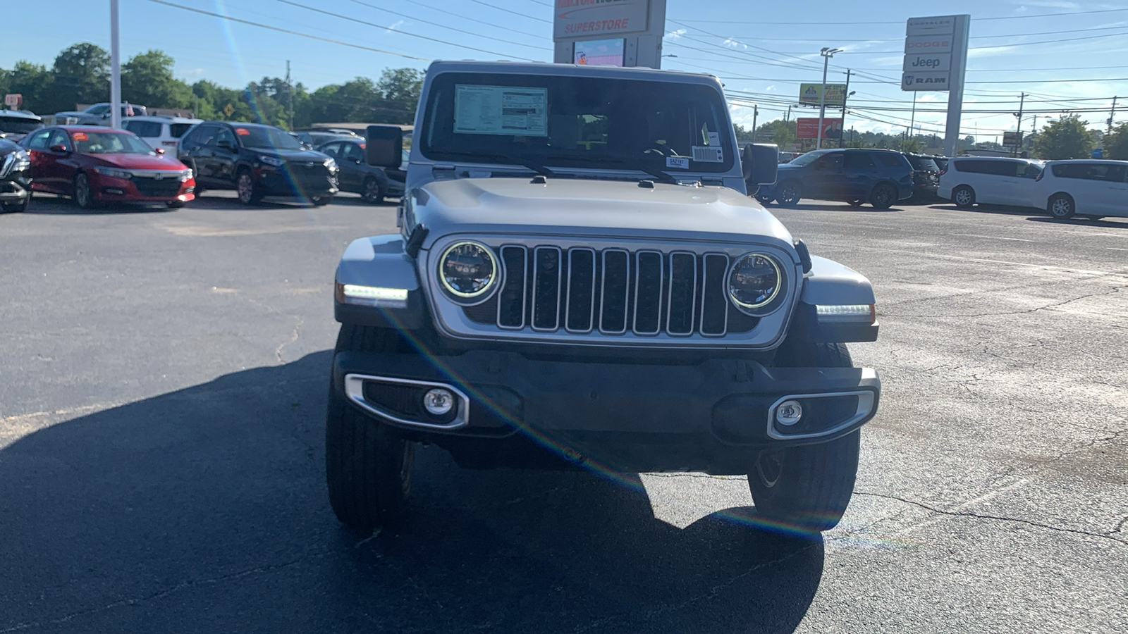 2024 Jeep Wrangler Sahara 3