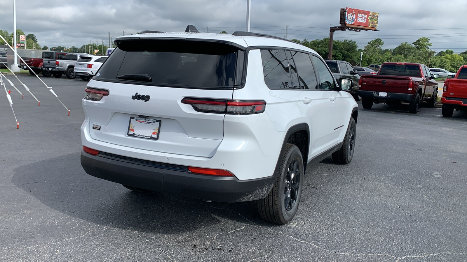 2024 Jeep Grand Cherokee L Altitude 8