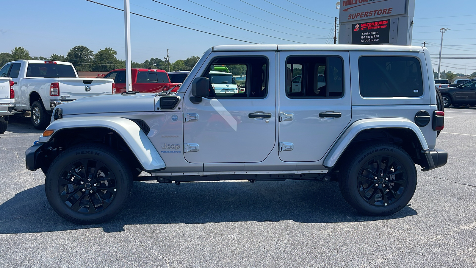 2024 Jeep Wrangler Sahara 4xe 5