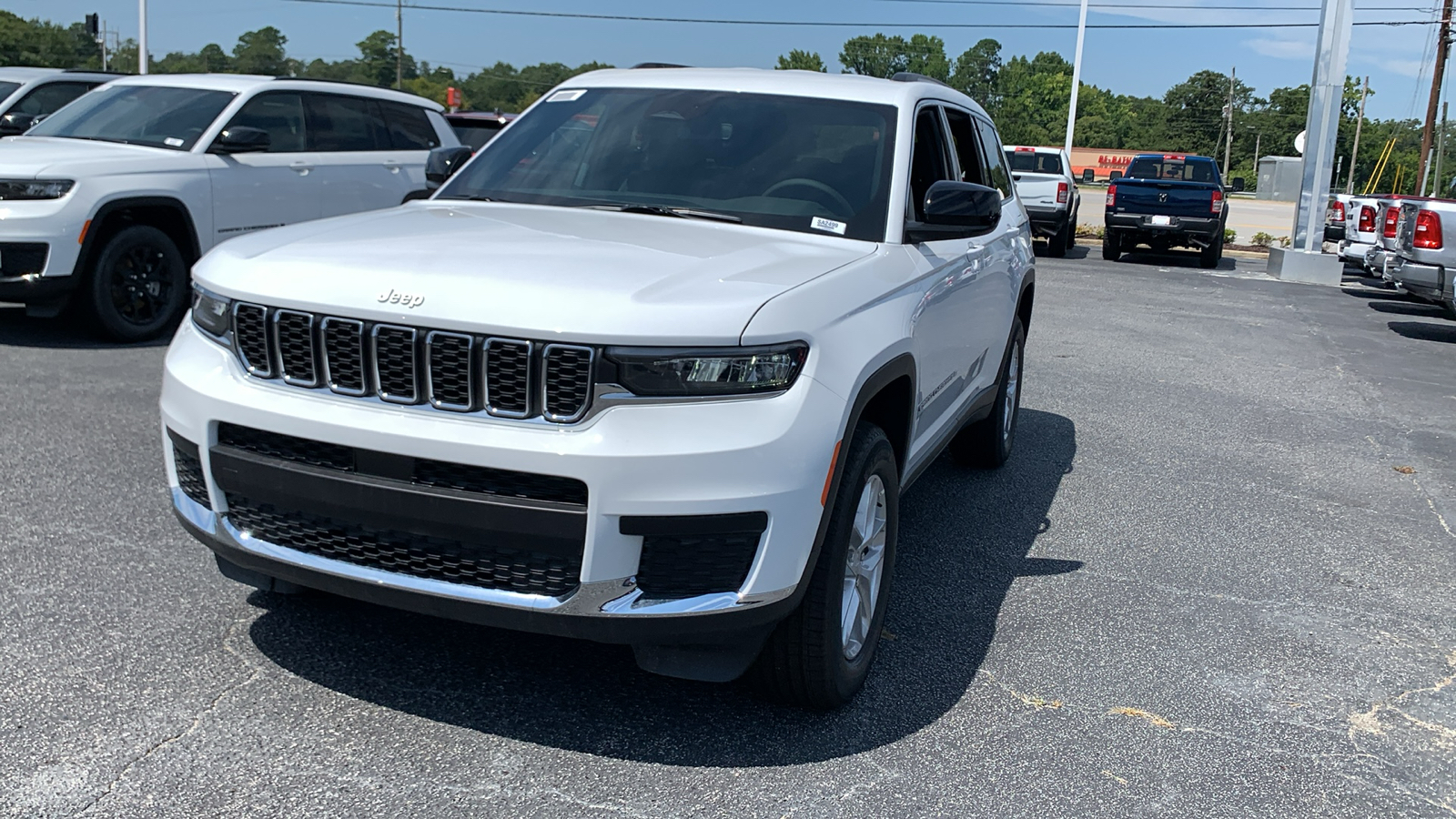 2024 Jeep Grand Cherokee L Laredo 4