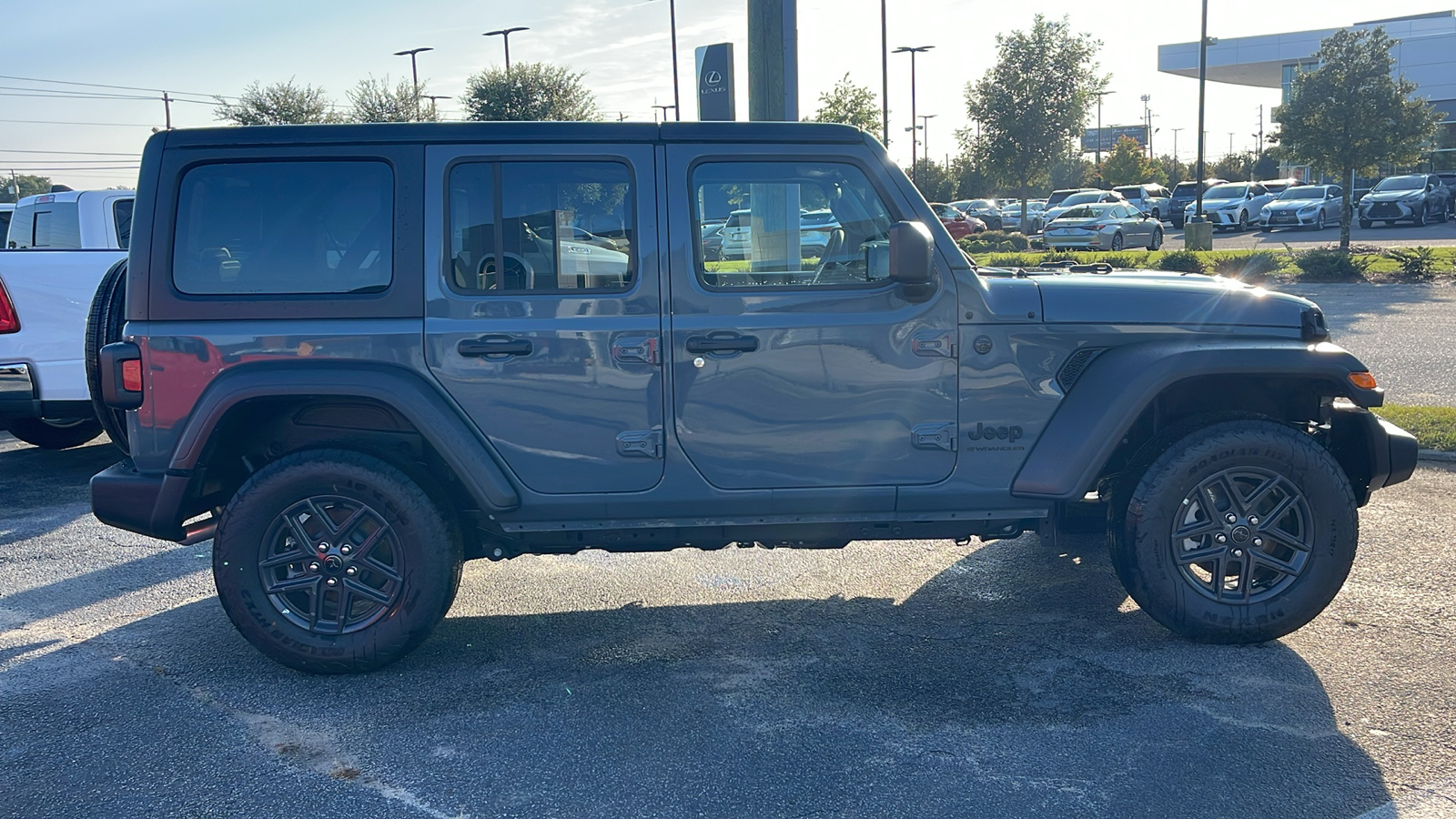 2024 Jeep Wrangler Sport S 10