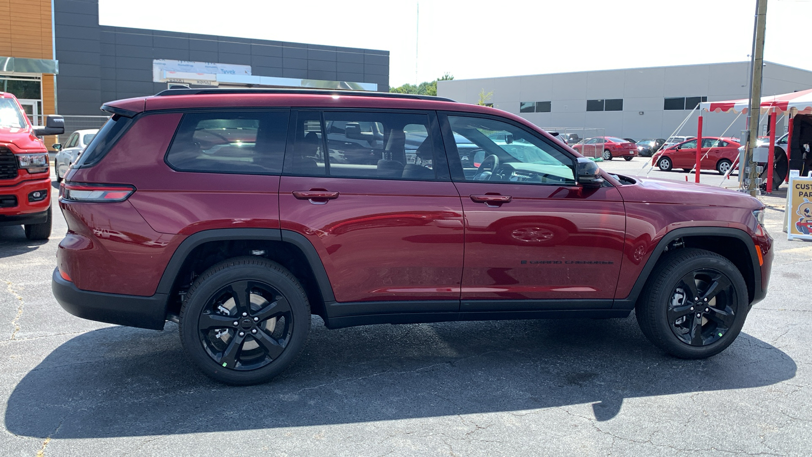 2024 Jeep Grand Cherokee L Limited 9