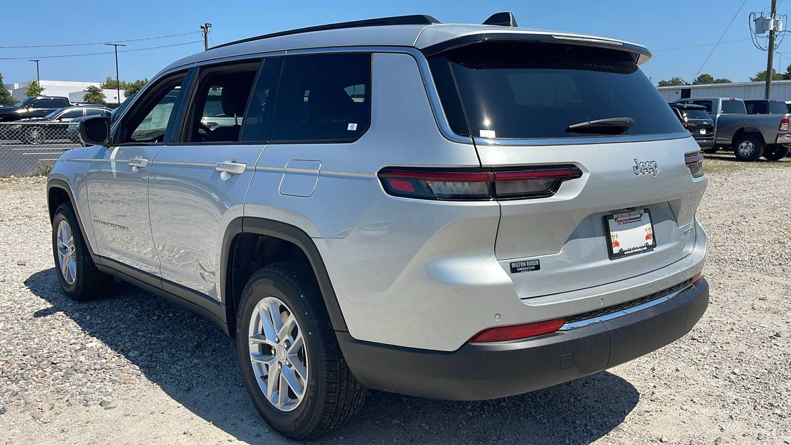 2024 Jeep Grand Cherokee L Laredo 6