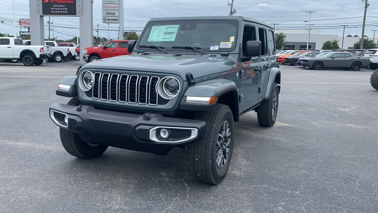 2024 Jeep Wrangler Sahara 4