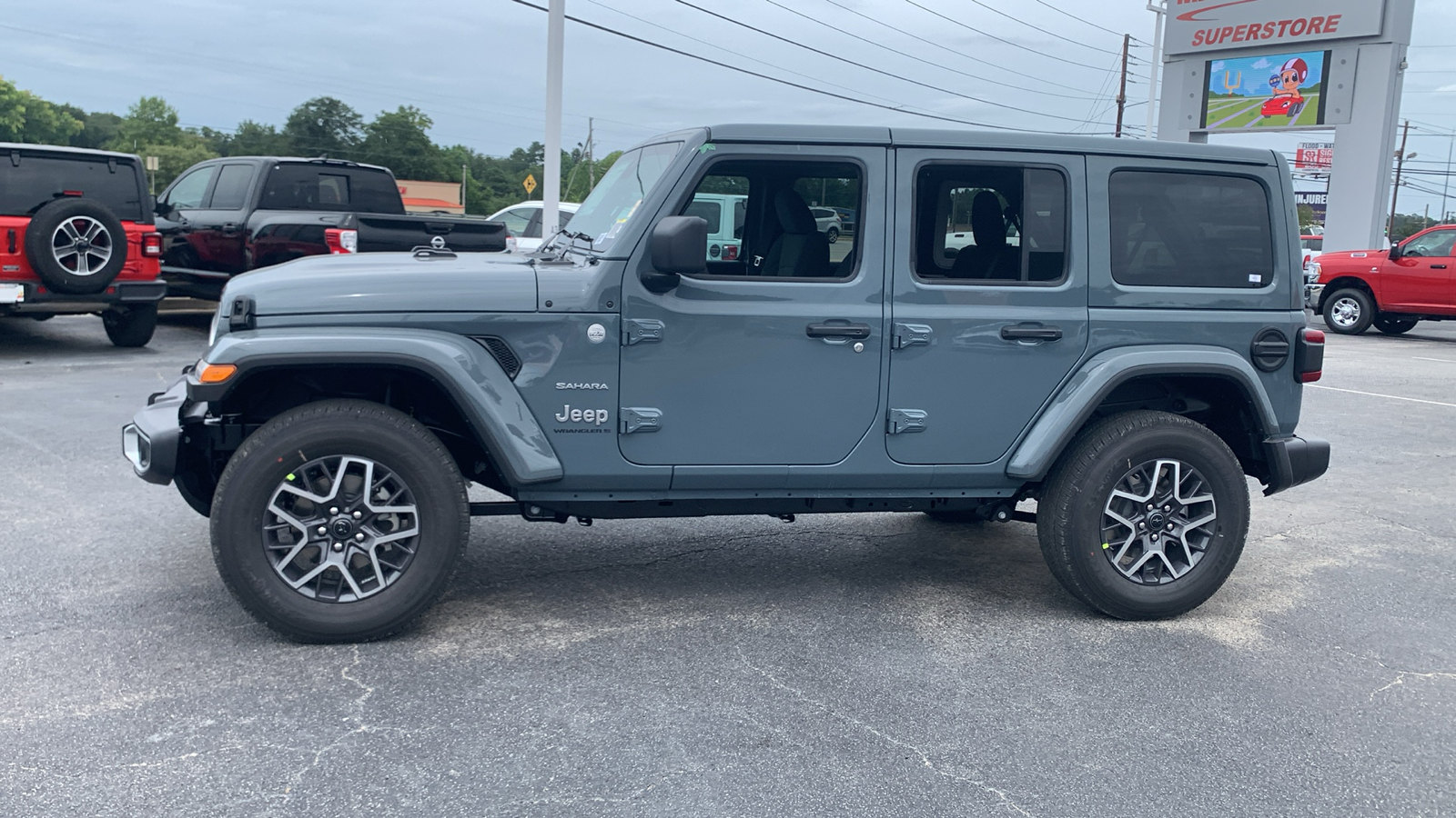 2024 Jeep Wrangler Sahara 5