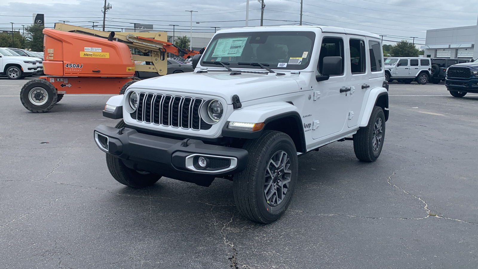 2024 Jeep Wrangler Sahara 4