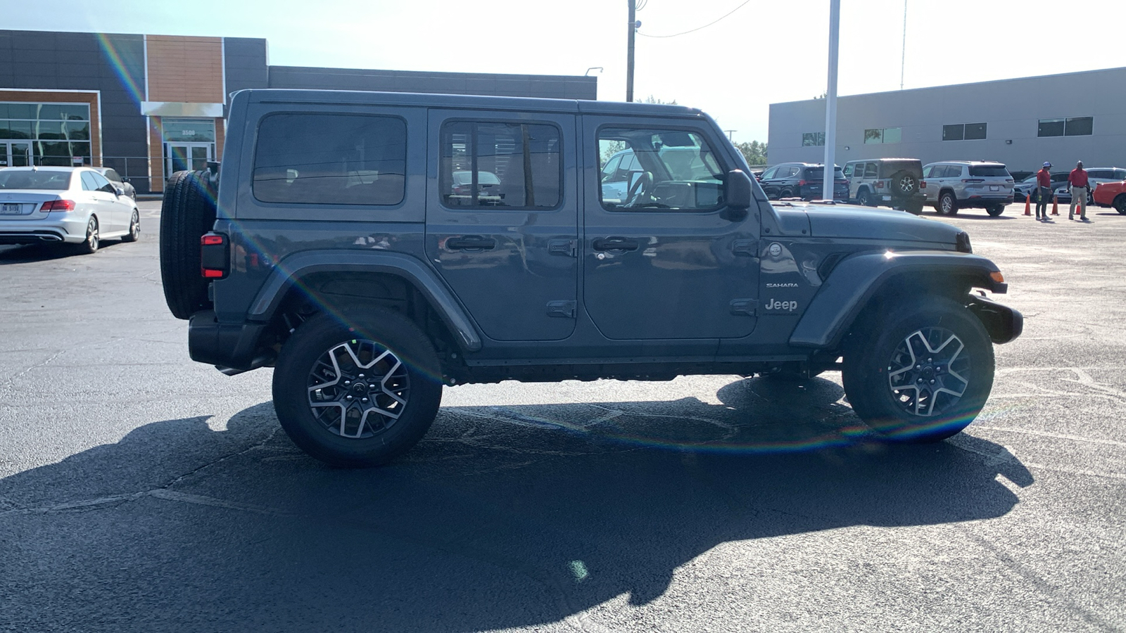 2024 Jeep Wrangler Sahara 9