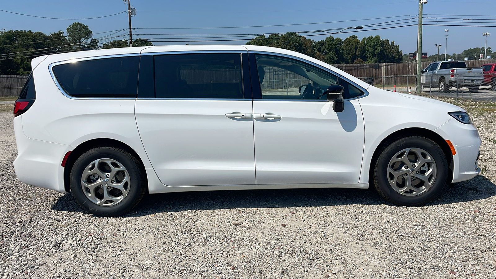 2024 Chrysler Pacifica Limited 9