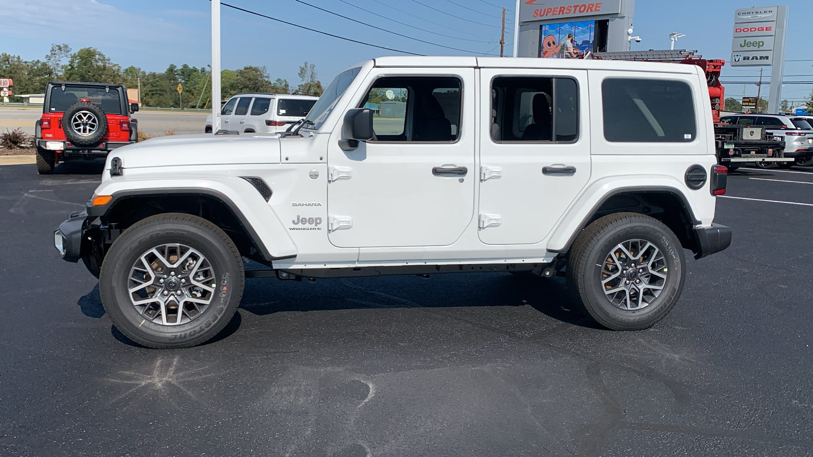 2024 Jeep Wrangler Sahara 5