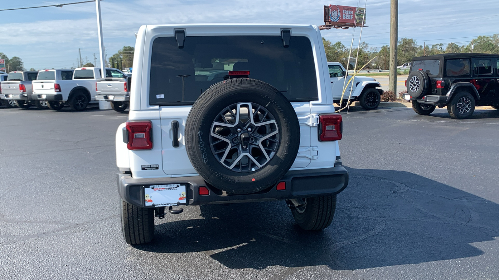 2024 Jeep Wrangler Sahara 7