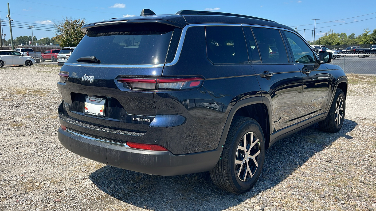 2024 Jeep Grand Cherokee L Limited 8