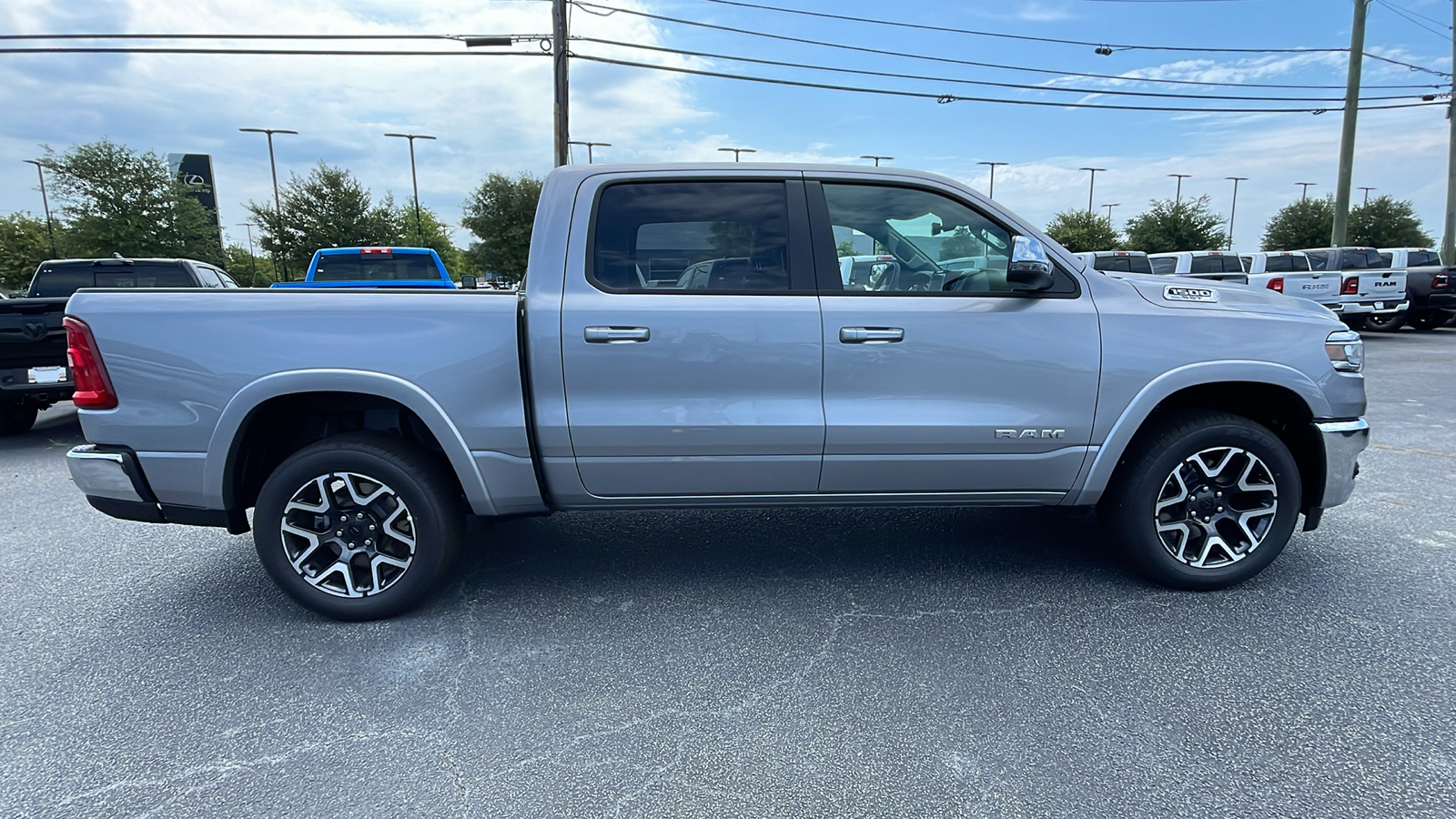 2025 Ram 1500 Laramie 10