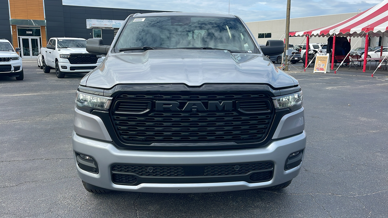 2025 Ram 1500 Tradesman 3