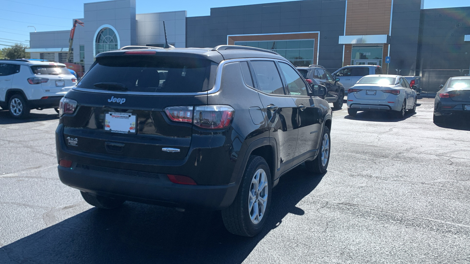 2025 Jeep Compass Latitude 8