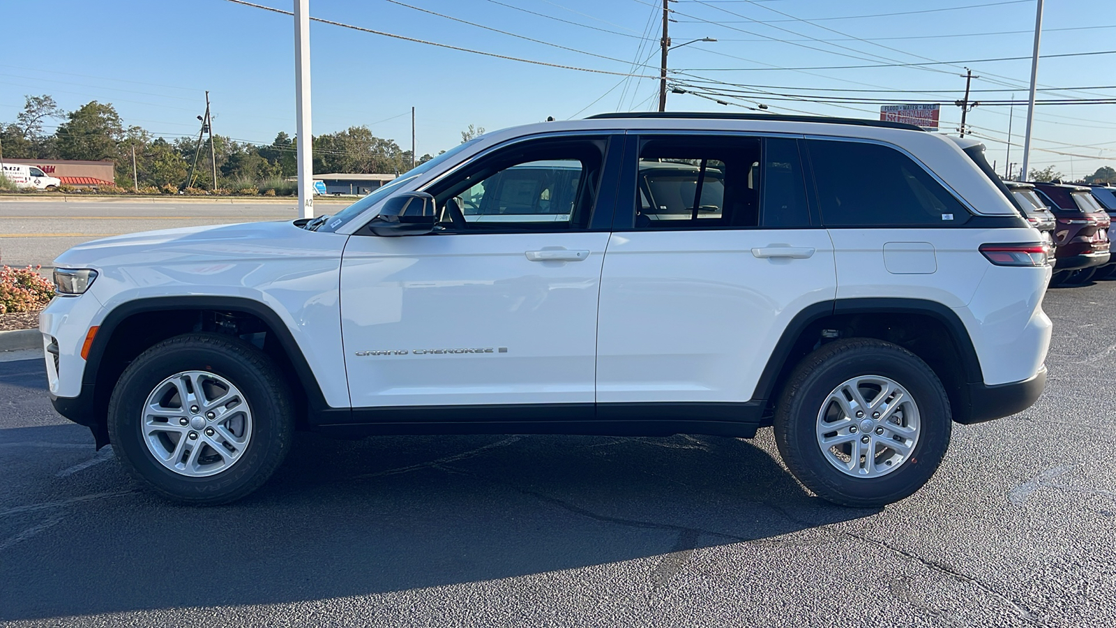 2025 Jeep Grand Cherokee Laredo 5