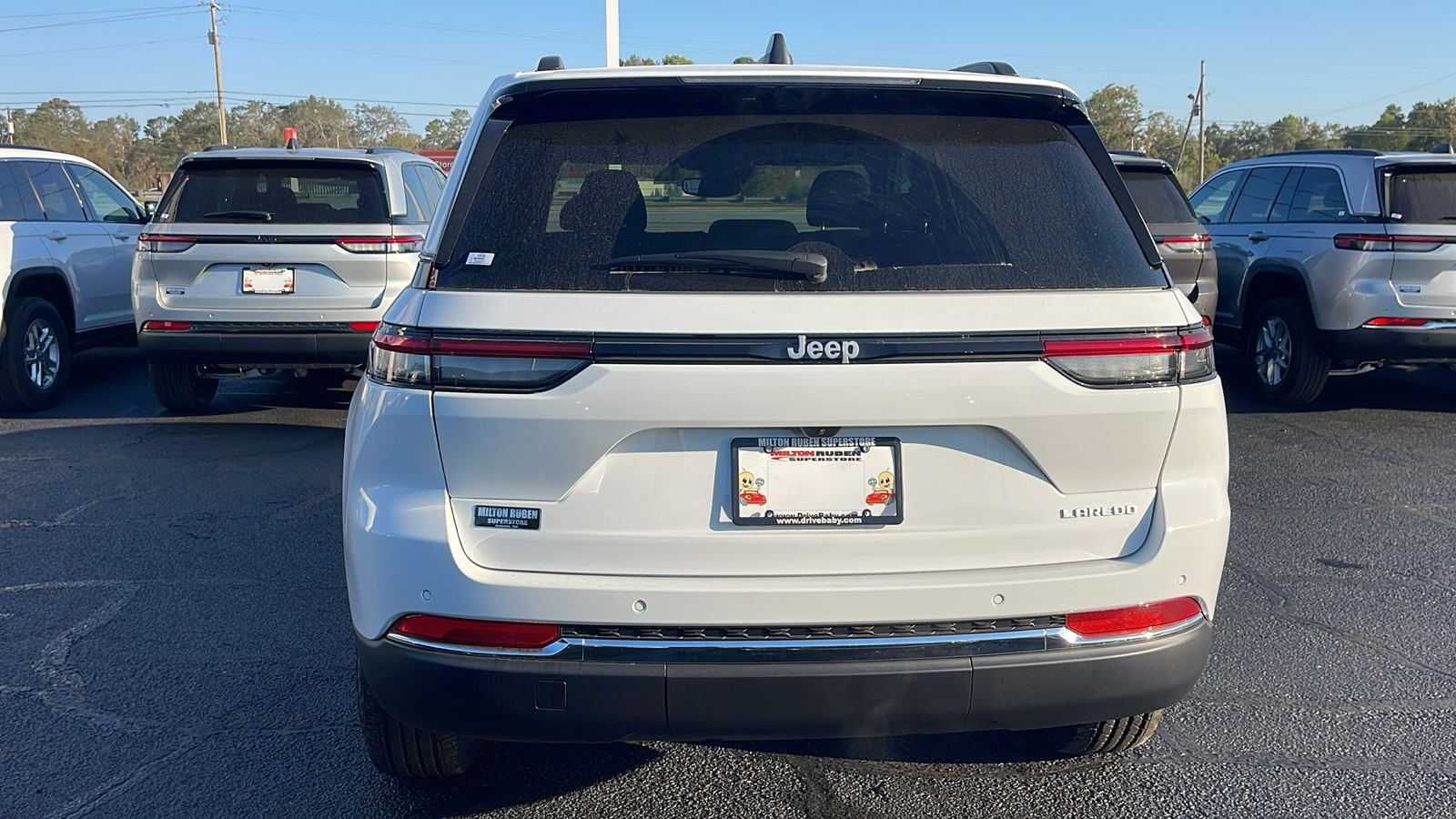 2025 Jeep Grand Cherokee Laredo 7